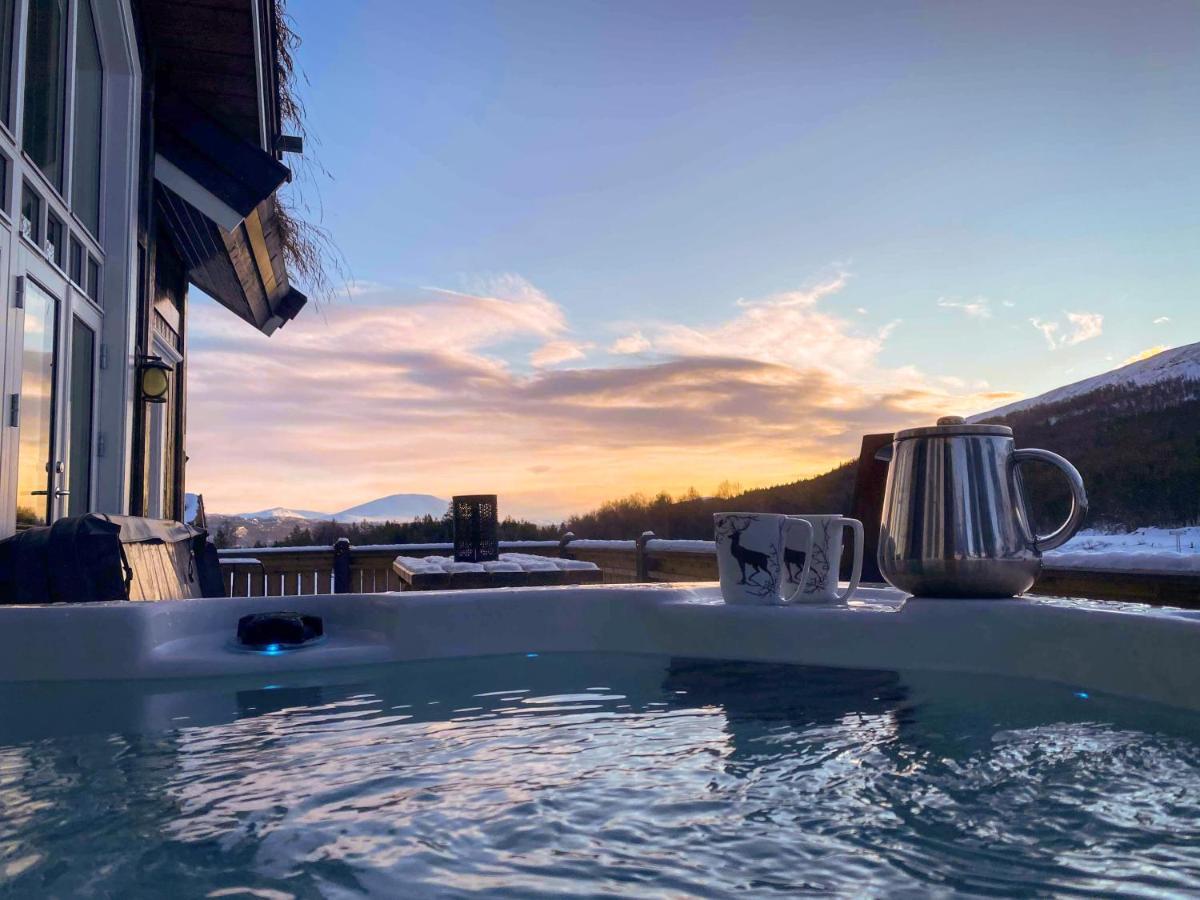 Villa Lemonsjoen-Jotunheimen-Besseggen à Stuttgongfossen Extérieur photo